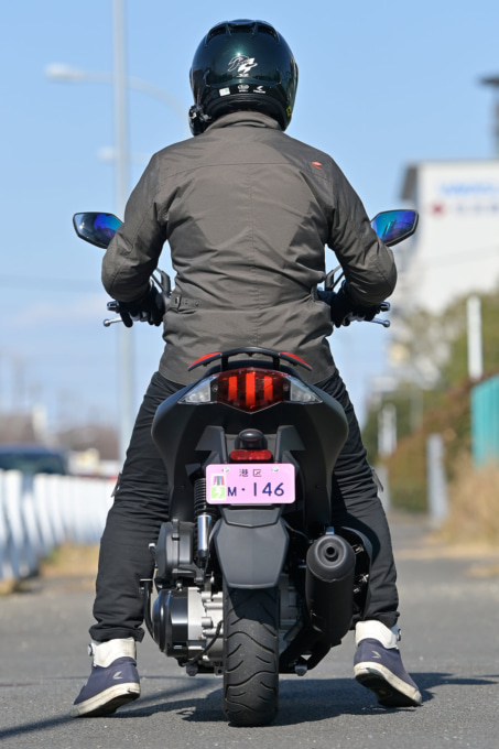 PEUGEOT SPEEDFIGHT125 R-CUP(2021年モデル)足つき