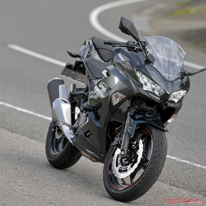Kawasaki Ninja250(2021年モデル)