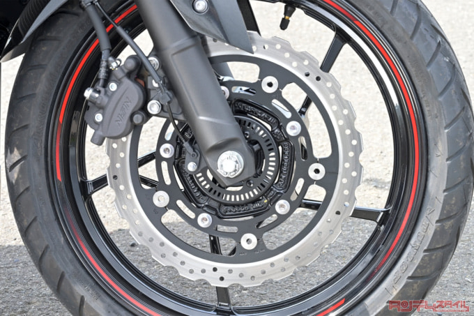 Kawasaki Ninja250(2021年モデル)リヤブレーキ