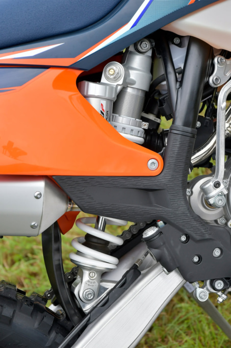 KTM 150EXC TPI(2022年モデル)リヤショック
