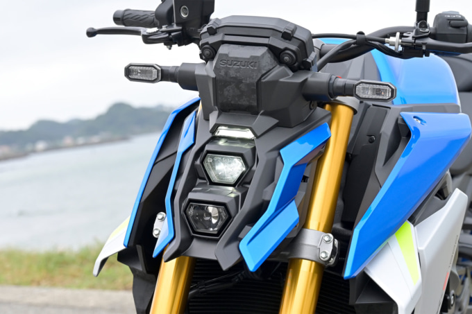 SUZUKI GSX-S1000(2021年モデル)ヘッドライト