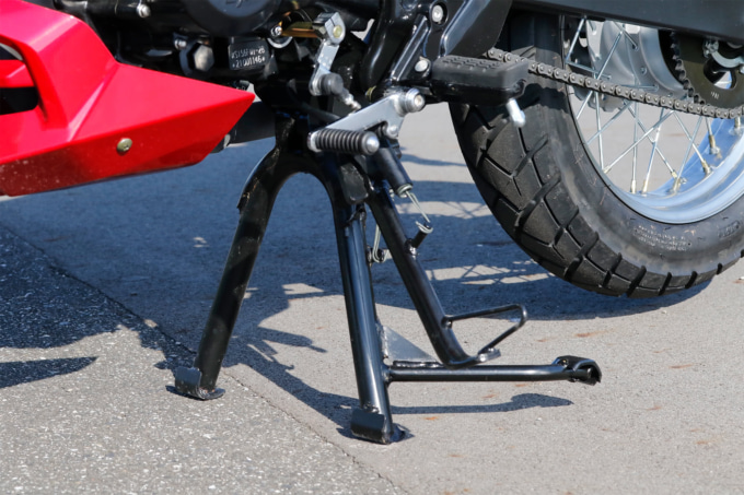 SYM NH T125(2021年モデル)センタースタンド