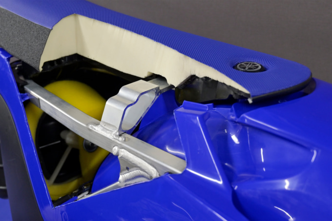YAMAHA YZ125(2022年モデル)エアクリーナー