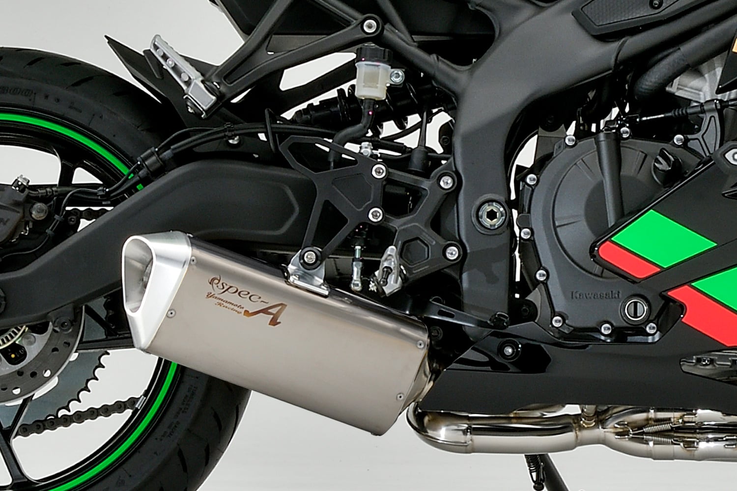ヤマモトレーシング spec-A フルエキゾースト for Ninja ZX-25R 取り付けステー