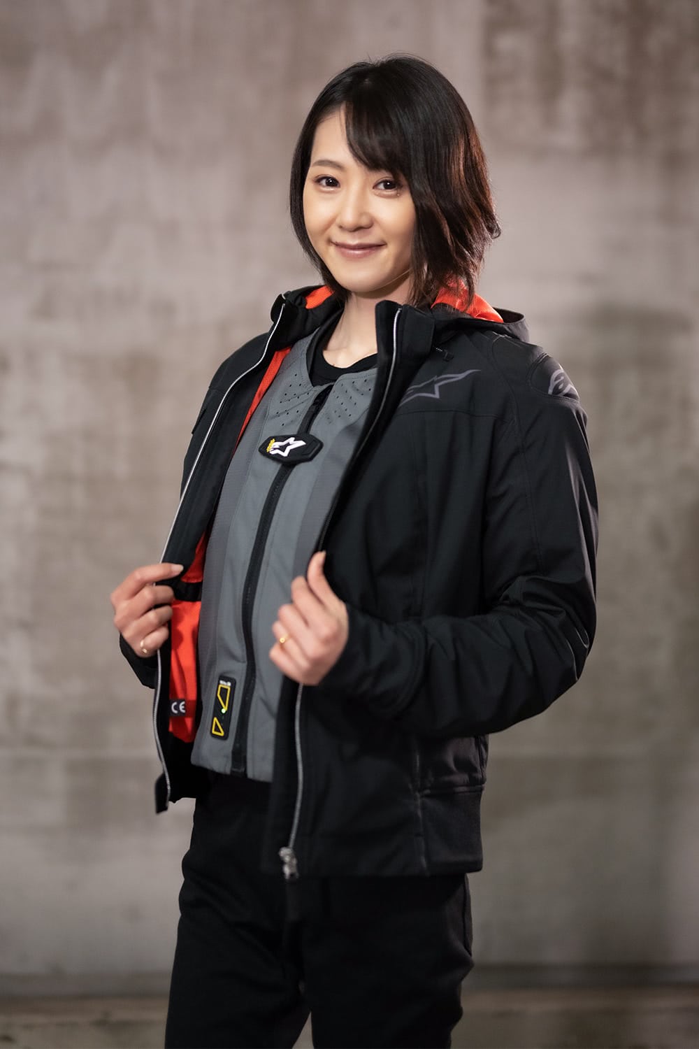 アルパインスターズ TECH-AIR5とSTELLA SEKTOR v2 TECH HOODIE 着用イメージ