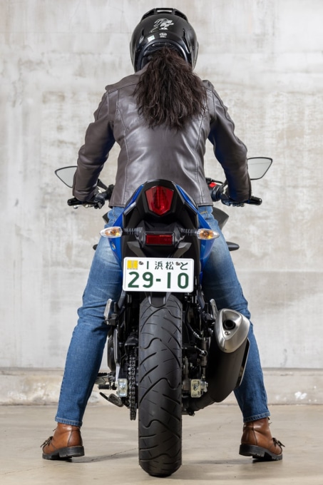 スズキ GSX250R ABS(2022年モデル)足つき