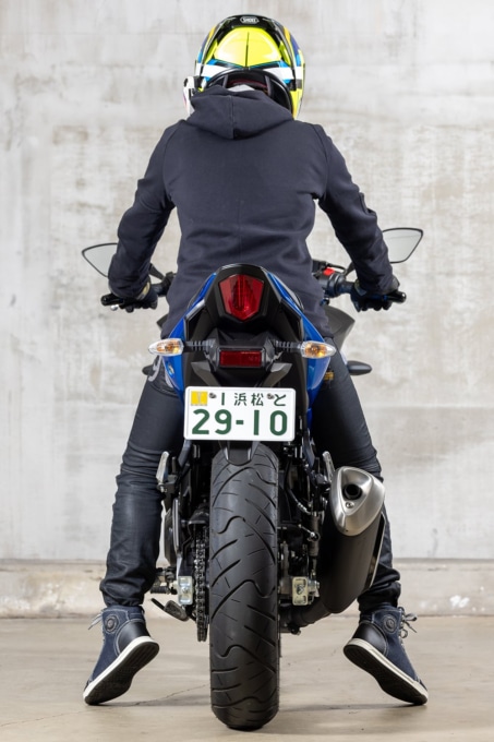 スズキ GSX250R ABS(2022年モデル)足つき