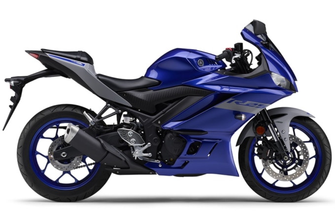 ヤマハ YZF-R25(2022年モデル)ディープパープリッシュブルーメタリックC