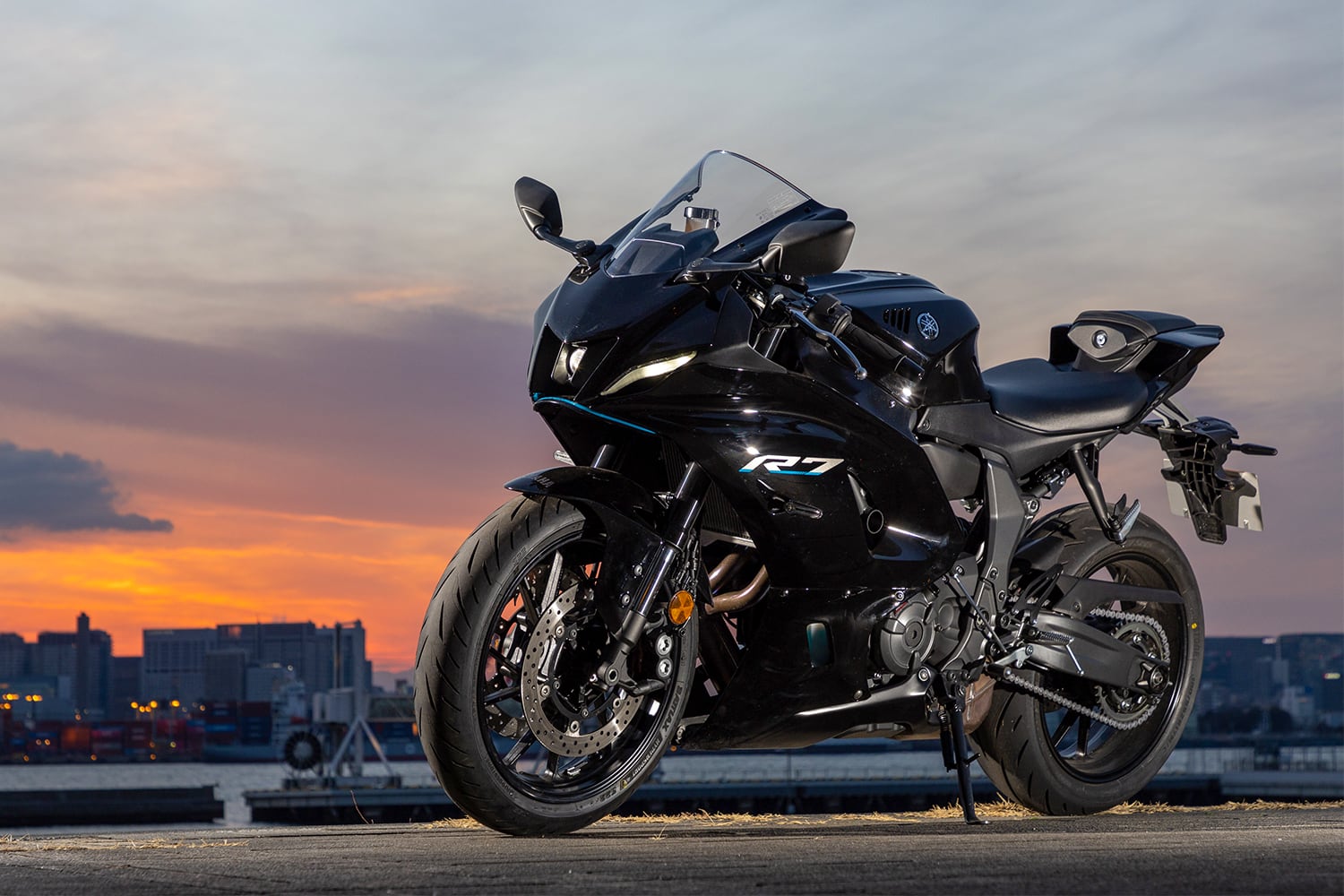 ヤマハ YZF-R7(2022年モデル)