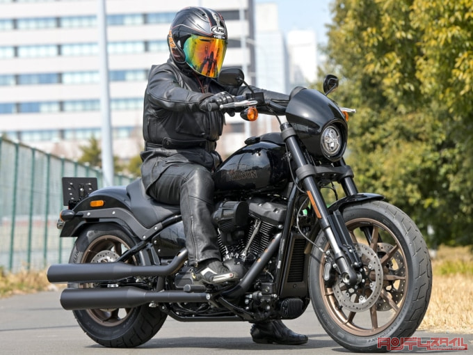 HARLEY-DAVIDSON LOW RIDER S(2022年モデル)乗車姿勢