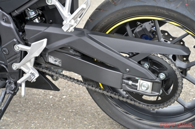 HONDA CBR400R(2022年モデル/8BL-NC56)スイングアーム