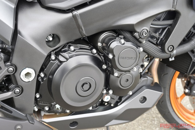 SUZUKI KATANA(2022年モデル/8BL-EK1AA)エンジン
