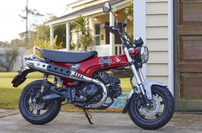 ダックス125が『原付二種バイクのメリット』の塊! いちばん安い2500円のプランで試してみて欲しいこと【次はどれ乗る?レンタルバイク相性診断/Dax125(2022)】