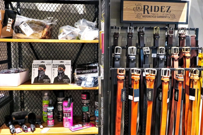 RIDEZ TOKYO(ダイバーシティ東京プラザ)内観