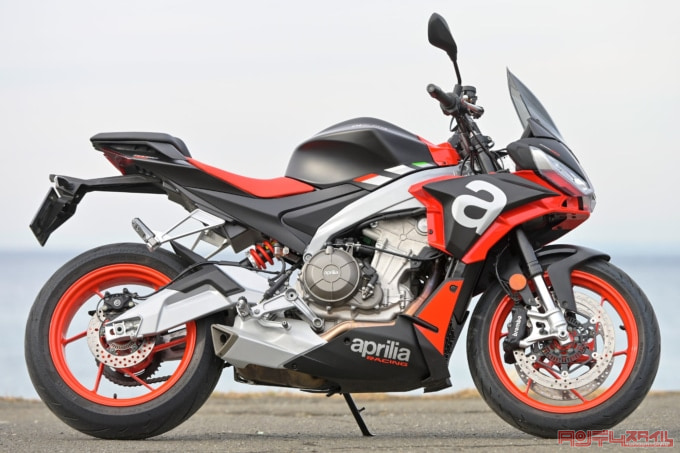 APRILIA TUONO660(2022年モデル)右サイドビュー