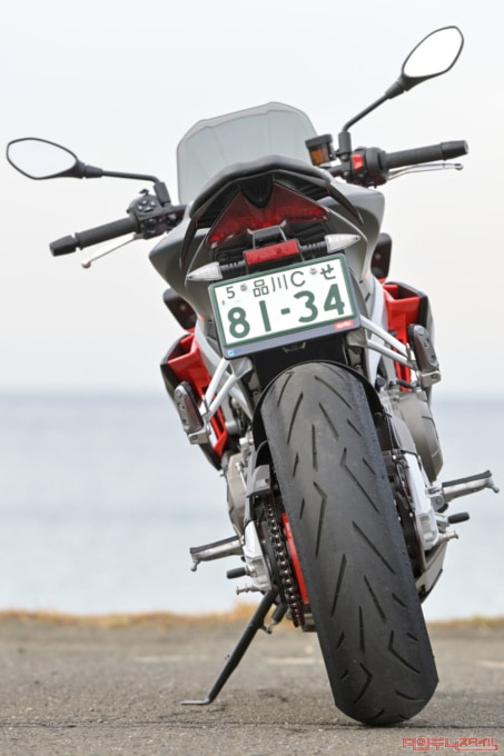 APRILIA TUONO660(2022年モデル)リヤビュー