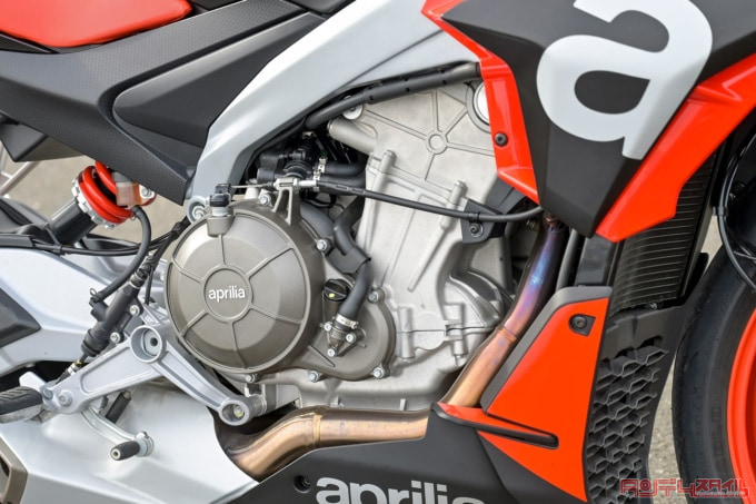 APRILIA TUONO660(2022年モデル)エンジン