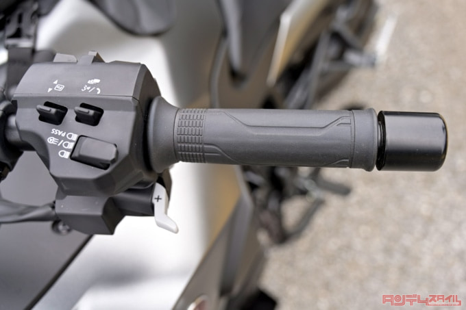 HONDA NT1100(2022年モデル)左ハンドル