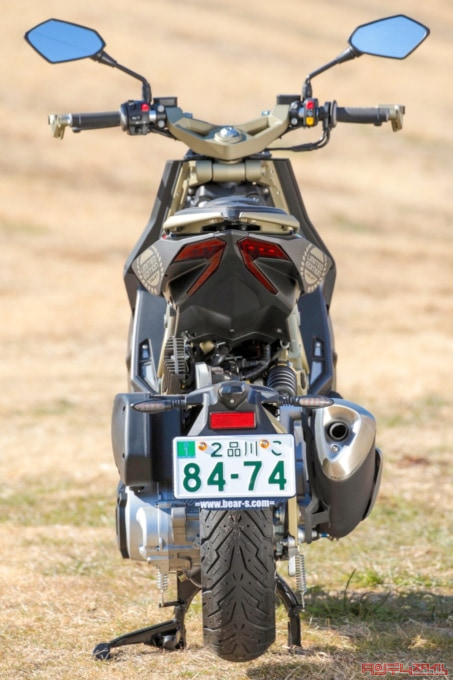 ITALJET DRAGSTER 200(2022年モデル)リヤビュー