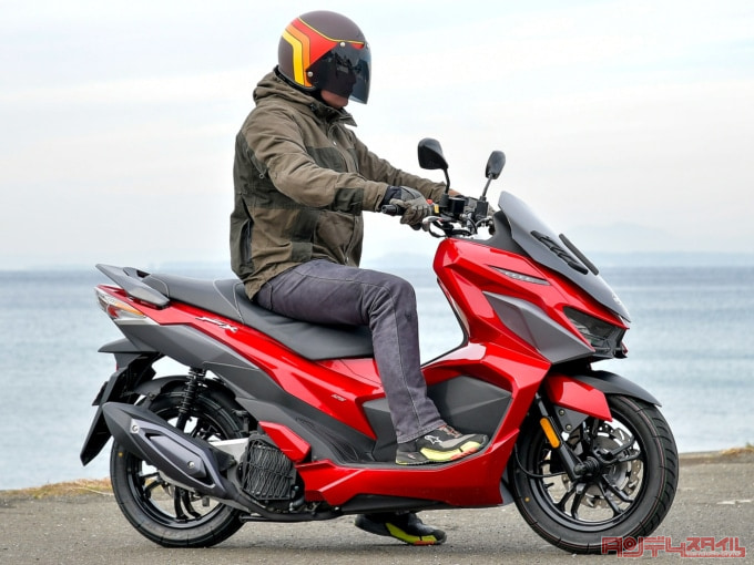 SYM JET X125(2022年モデル)乗車姿勢