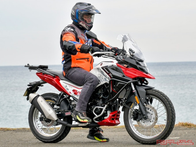 SYM NH T200(2022年モデル)乗車姿勢