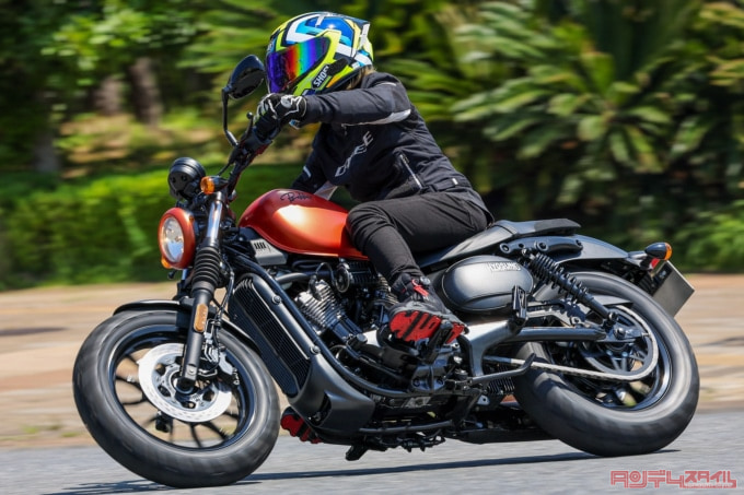 HYOSUNG GV300S BOBBER(2022年モデル)走行