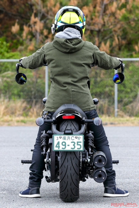 INDIAN MOTORCYCLE SCOUT ROGUE(2022年モデル)足つき