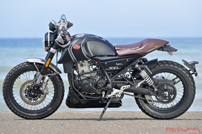 F.B MONDIAL HPS300(2022年モデル)左サイドビュー
