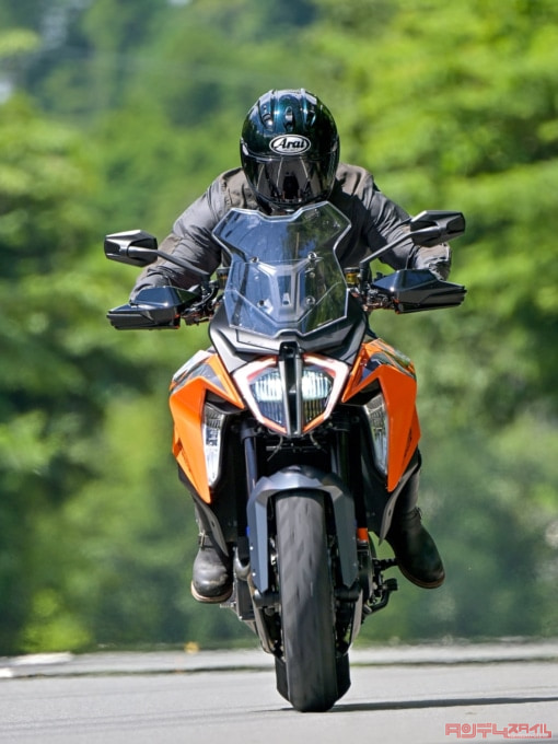 KTM 1290 SUPER DUKE GT(2022年モデル)