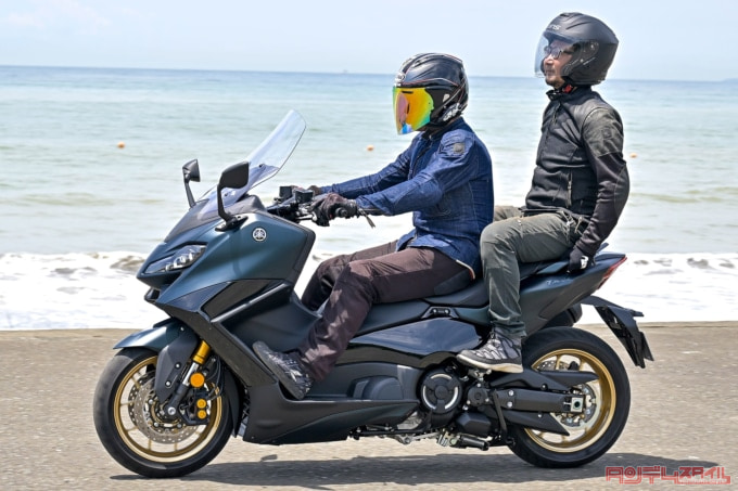YAMAHA TMAX560 TECH MAX(2022年モデル)タンデムラン
