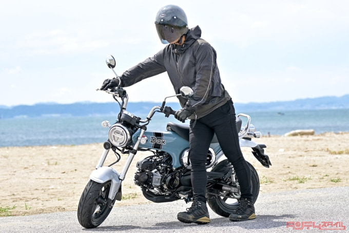 HONDA DAX125(2022年モデル)取り回し