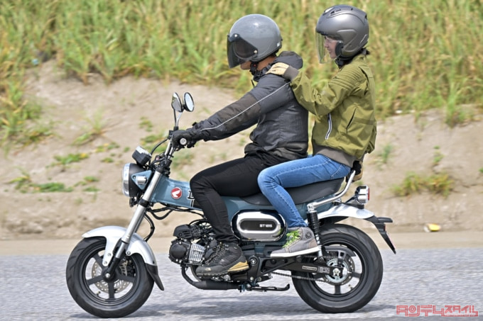 HONDA DAX125(2022年モデル)タンデム