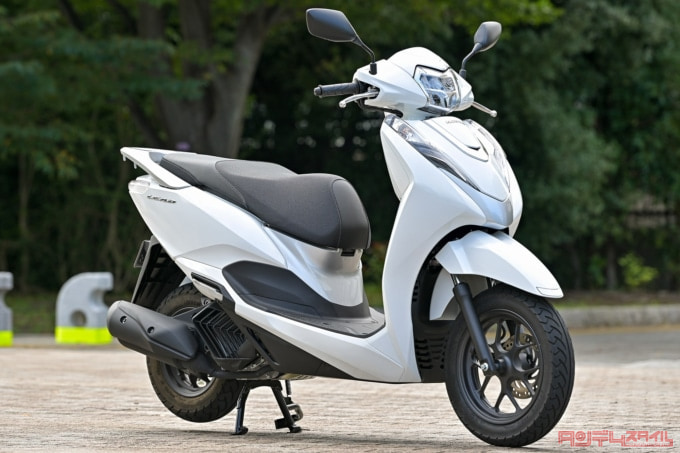 HONDA LEAD125(2022年モデル)