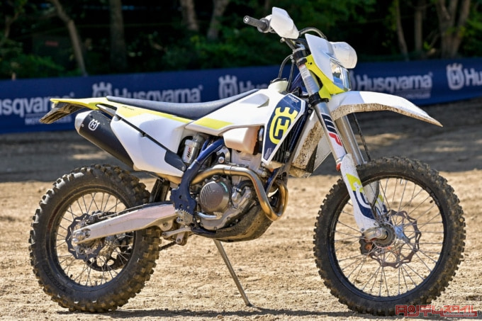 HUSQVARNA MOTORCYCLES FE350(2023年モデル)