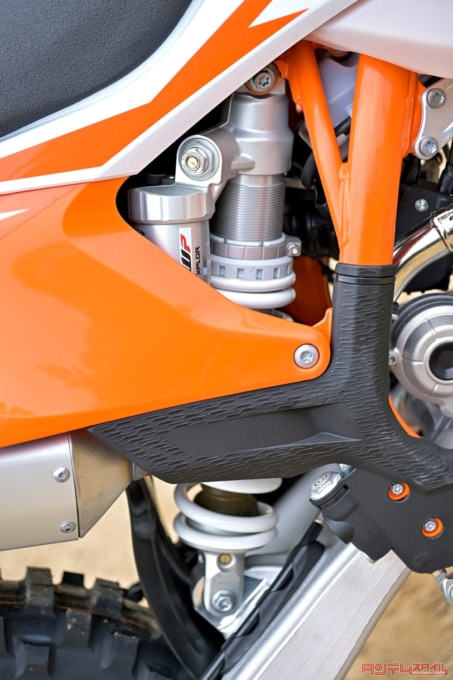 KTM 250EXC(2023年モデル)リヤショック