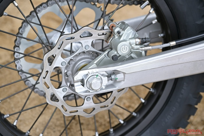 KTM 250EXC(2023年モデル)リヤブレーキ