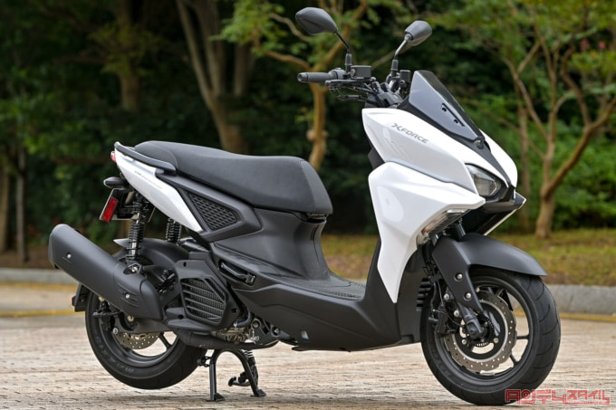 YAMAHA X FORCE(2022年モデル)右7:3ビュー