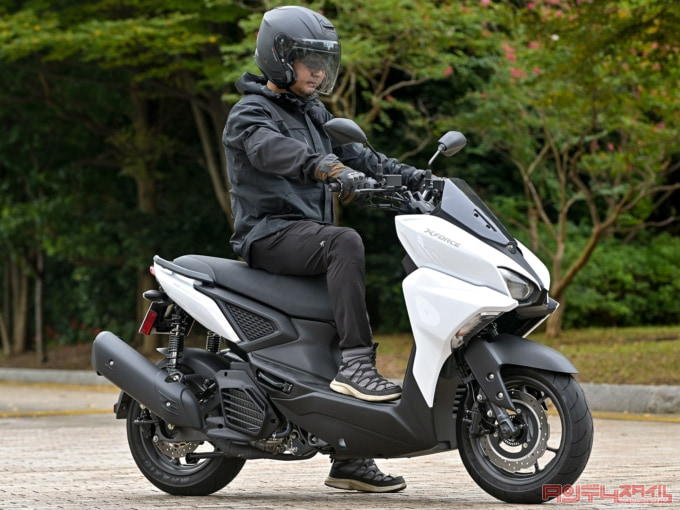 YAMAHA X FORCE(2022年モデル)乗車姿勢