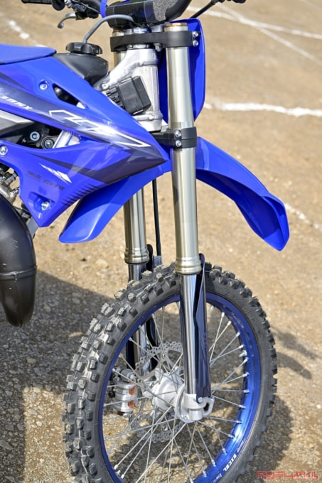 YAMAHA YZ125X(2022年モデル)フロントフォーク