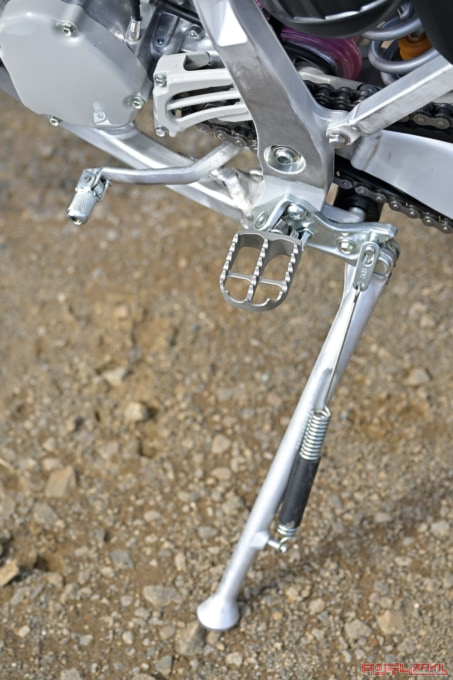 YAMAHA YZ125X(2022年モデル)サイドスタンド
