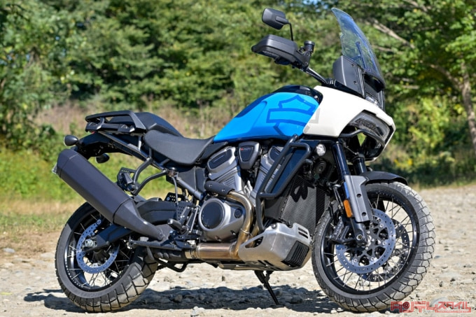 HARLEY-DAVIDSON PAN AMERICA 1250 SPECIAL(2022年モデル)右7:3ビュー