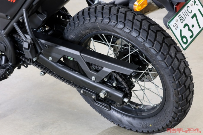ROYAL ENFIELD SCRAM411(2022年モデル)チェーンガイド