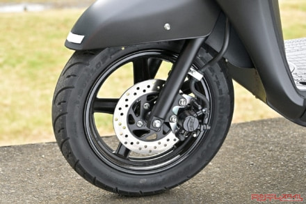SUZUKI ADDRESS125(2022年モデル)フロントフォーク