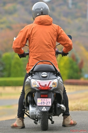 SUZUKI ADDRESS125(2022年モデル)足つき