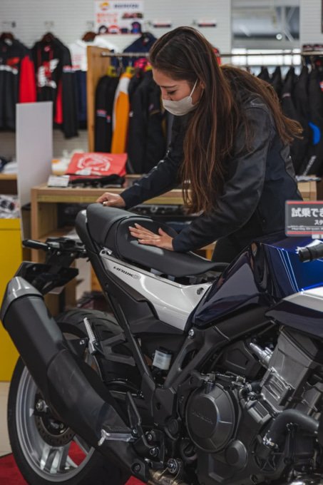 HAWK 11(ホーク 11) 納車日の様子をお届け!