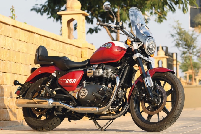 ROYAL ENFIELD SUPER METEOR650 TOURER(2023年モデル)7:3ビュー