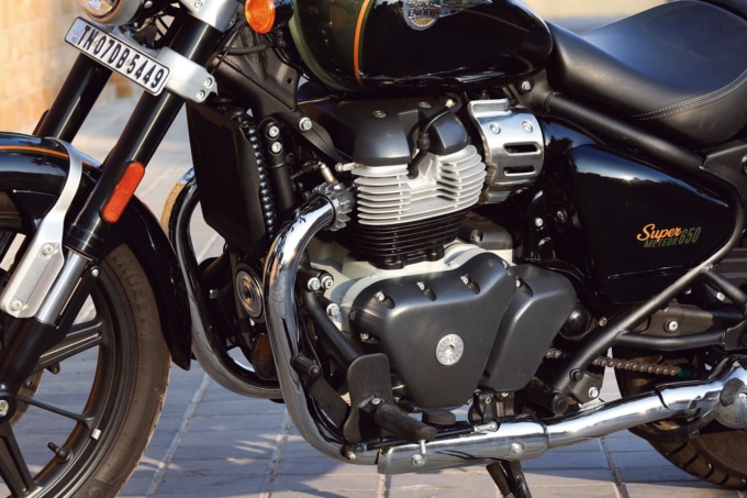 ROYAL ENFIELD SUPER METEOR650(2023年モデル)エンジン