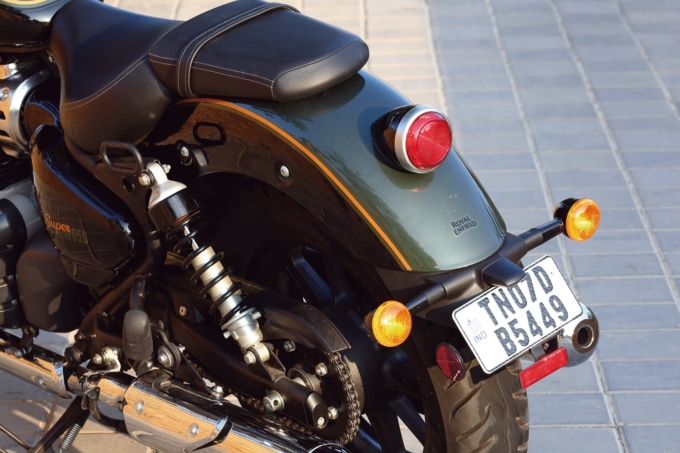 ROYAL ENFIELD SUPER METEOR650(2023年モデル)リヤショック