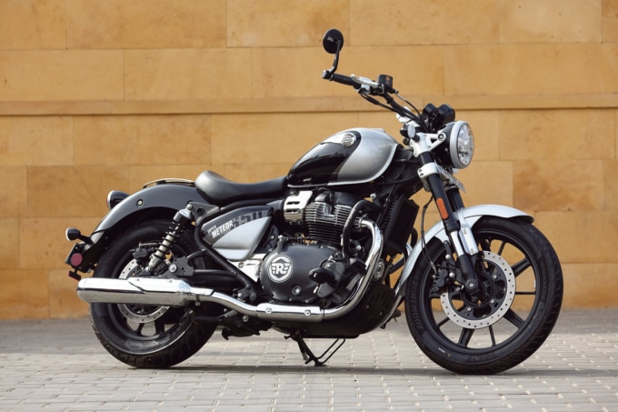 ROYAL ENFIELD SUPER METEOR650(2023年モデル)オプションパーツ装着者