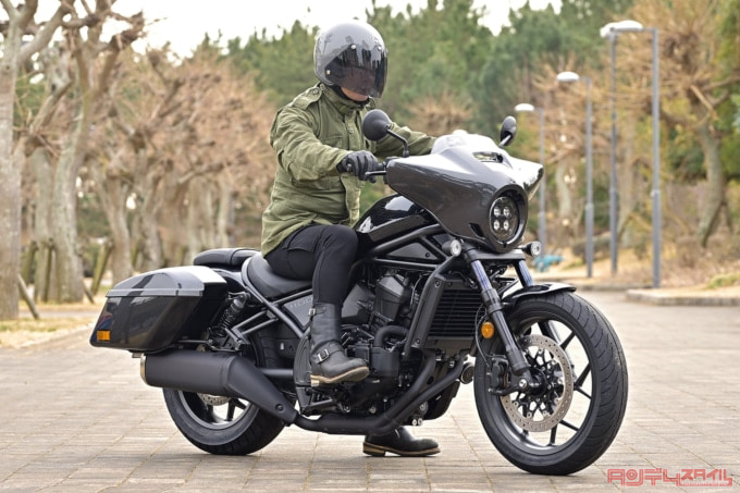 HONDA REBEL1100T Dual Clutch Transmission(2023年モデル)乗車姿勢